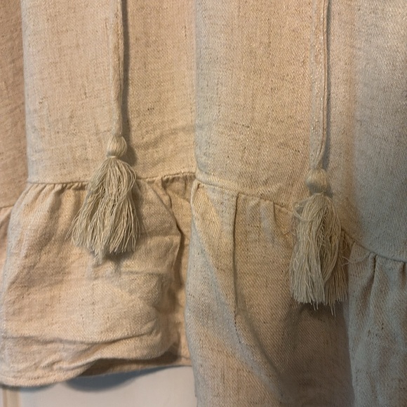 Umgee Tan Ruffled linen Blouse - Picture 4 of 5